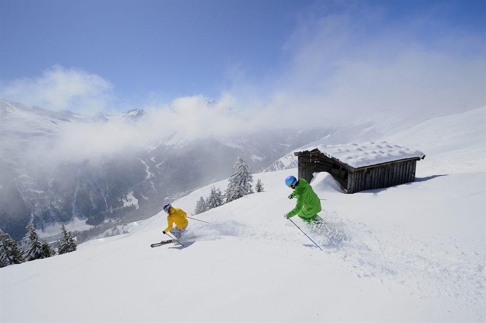 Raffl'S St. Antoner Hof Hotel Sankt Anton am Arlberg Bagian luar foto